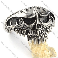 Heavy and Big Skull Stainless Steel Bangle - b000099