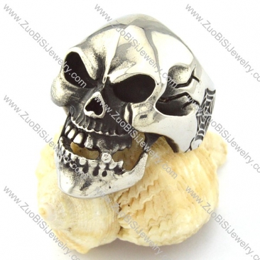 Mens Skull Ring in Stainless Steel for Motorcycle Bikers -r000747