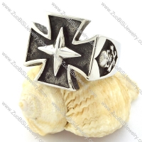 Mens Skull Ring in Stainless Steel for Motorcycle Bikers -r000750