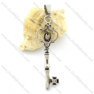 Unique Long Key Casting Pendant -p001134