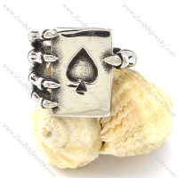 Finger Skeleton Ring Holding A Spade from Poker for Mens -r001021