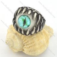 green evil eyeball ring with shaped tooth r001426