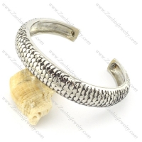 stamping bangle b001996