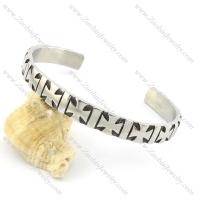 stamping bangle b001994