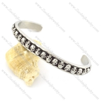 multi skull bangle for mens b001983