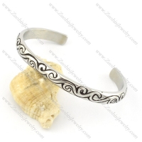 stamping bangle b001982