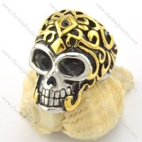 black facted rhinestone eyes skull ring with gold cap r001167