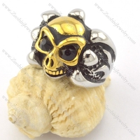 facted atrous rhinestone skull ring in gold plating r001161