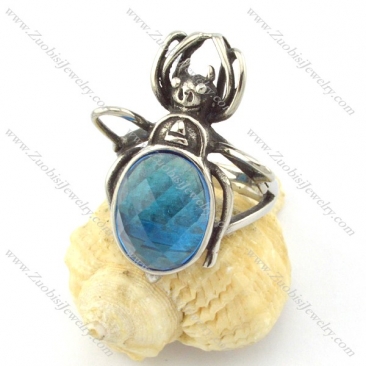 beetle ring with light blue facted stone r001151