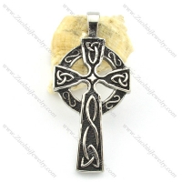 casting cross pendant p001320