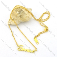 gold tone SMILL pendant necklace n000467