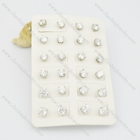 clear zircon stud earring for girl e000880