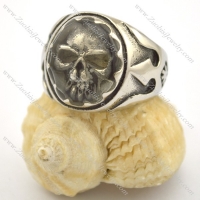 clear imitation amber stone skull ring r001695