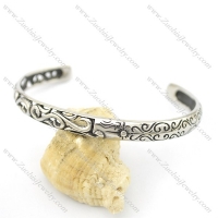 beautiful hollow totem bangle b002521