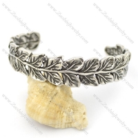 heavy leaves bangle b002547