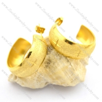 yellow gold plating earring hoop e000903