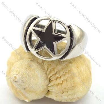 Hollow Black Star Ring r001919