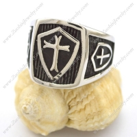 black shield cross ring r002151