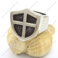 Simple Shield Ring r002312