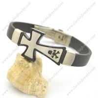 Crossbone Rubber Bracelet with Big Stainless Steel Cross Charm b002977