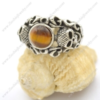 Amber Round Stone Two Skull Heads Ring r002509