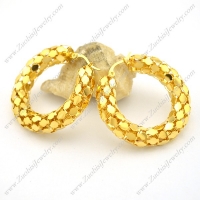 0.8cm Wide Gold Stainless Steel Corn Earring e001025