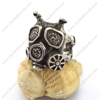 Gas Mask Ring r002958