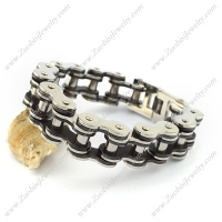 20MM Large Bicycle Chain Bracelet with 1 Black in the middle b004126