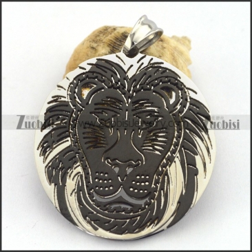 Black Lion Round Cutting Pendant p003258