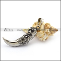 Steel Casting Skull Wolf Tooth Pendant p003772