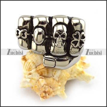 Large Skull Fist Ring r003787