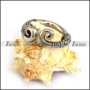 Money King Golden Hoop Ring r003877