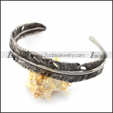 Vintage Stainless Steel Casting Leaf Cuff b005909