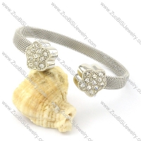Special Wire Bangle for Ladies -b000978