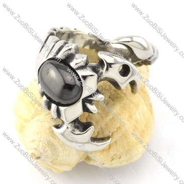 hot selling scorpion Ring with Black Stone in Stainless Steel for 2013 collection -r000841