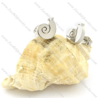 Unique Silver Tone Cutting Snail Earring in Stainless Steel -e000602
