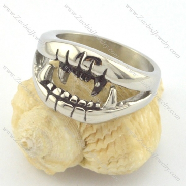 big mouth ring with sharp teeth in stainless steel r001335