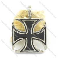 Maltese Cross Pendant p001413
