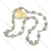 stainless steel necklace with cross pendant n000484