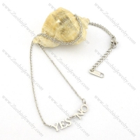 YES and NO pendant necklace n000472