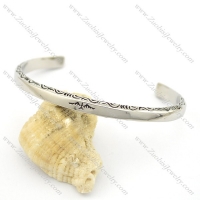 roc in the middle of men bangle b002525