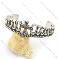 crown shaped bangle with red rhinestones cross b002544