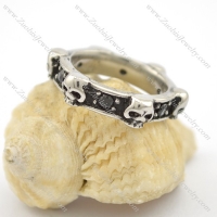 Skull Flat Ring with Black Stones r001733