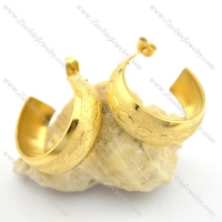gold fashion earrings for elegant ladies e000900