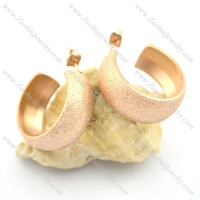 rose gold earrings crafted sand blasting e000907