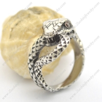 Snake Ring with a pair of Red Stone Eyes r002428
