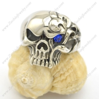One Blue Rhinestone Eye Angry Skull Ring r002505