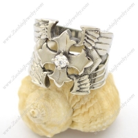 Cross Ring with Angel Wings r002517