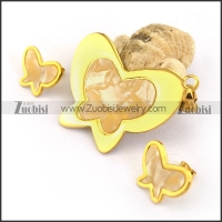 Gold Butterfly Pendant and Earring s001638