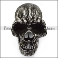 Large Heavy Skull Ornament a000350